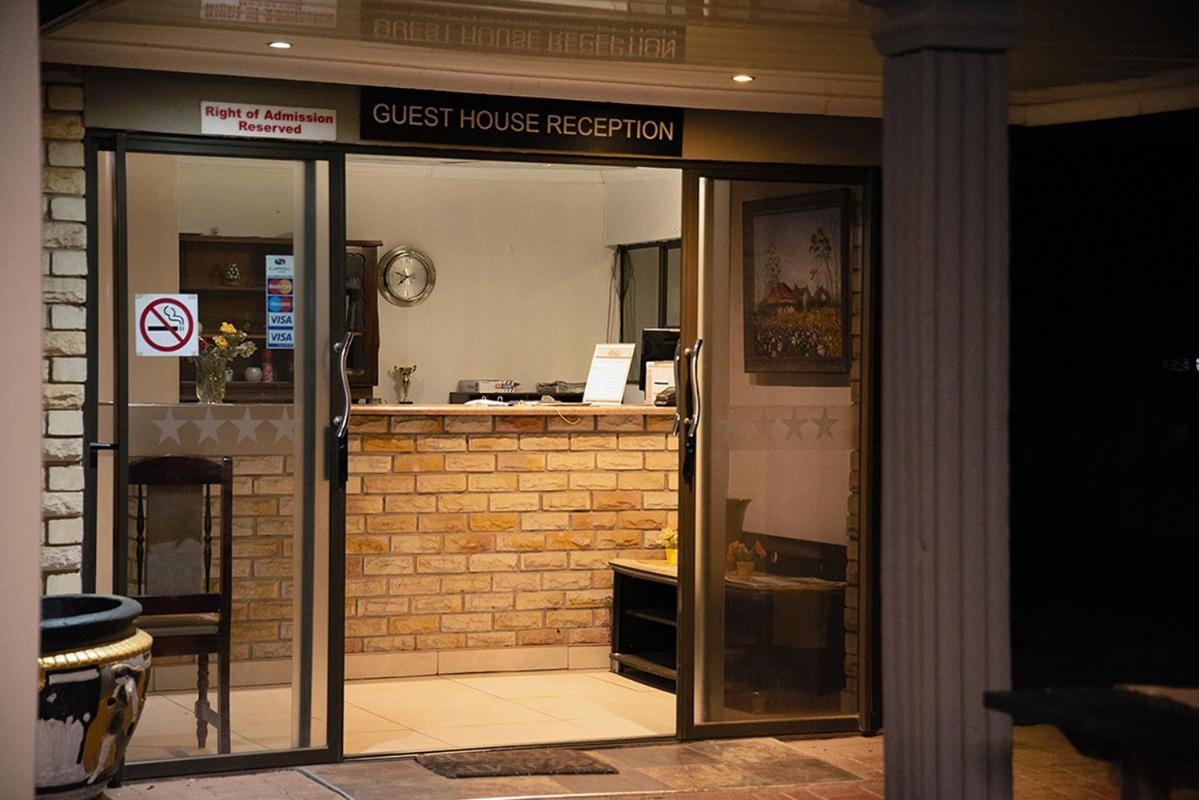 韦尔科姆Gold Guest & Conference住宿加早餐旅馆 外观 照片