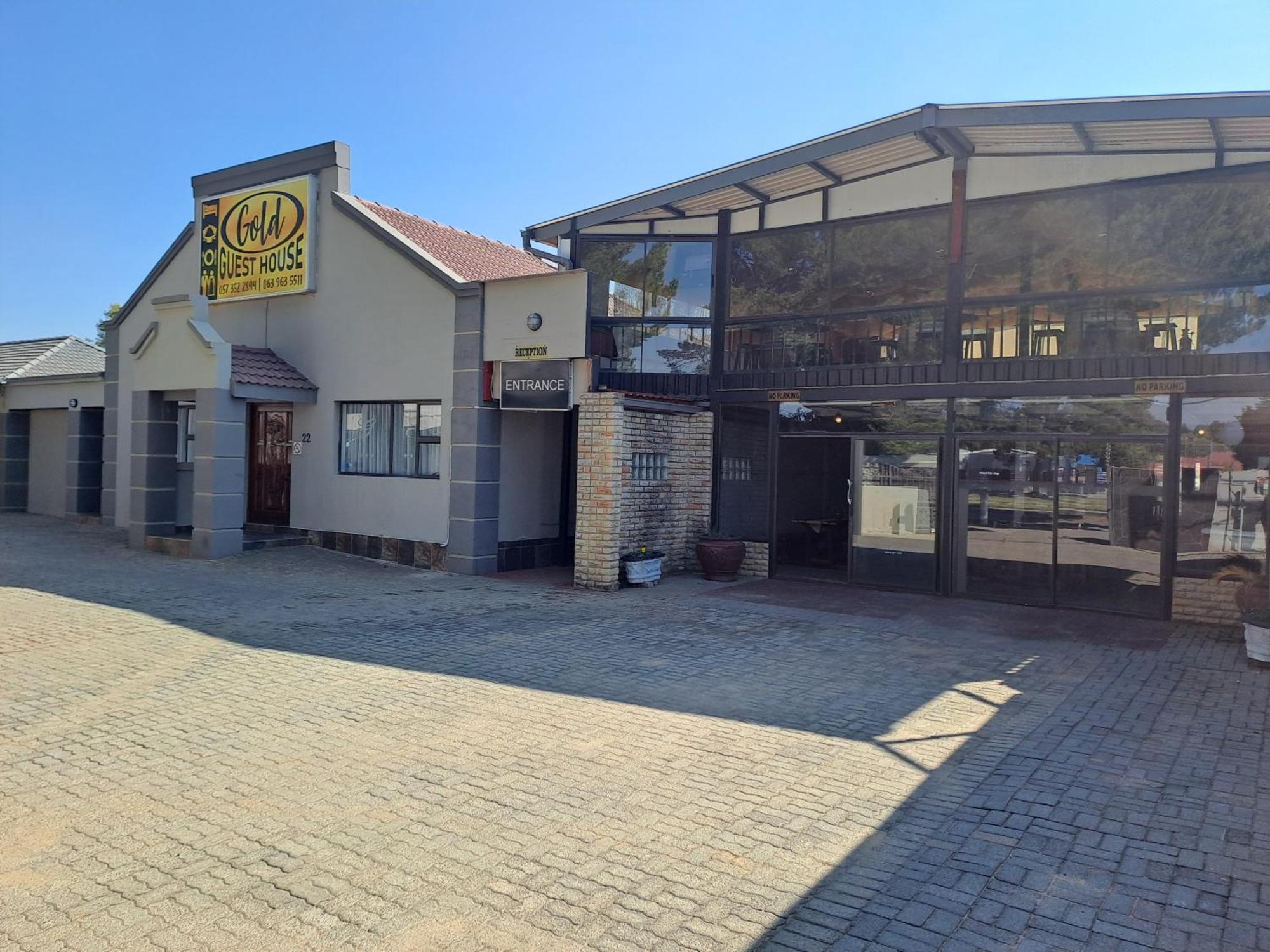 韦尔科姆Gold Guest & Conference住宿加早餐旅馆 外观 照片